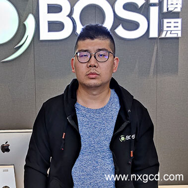 童  梁